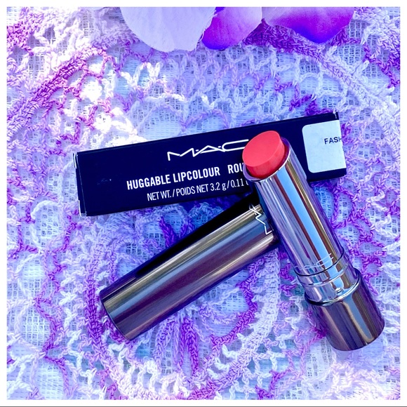 🎉HP🎊 NIB “FASHION FORCE” Huggable Lipcolour Gel Gloss Semi Opaque Coral - Picture 6 of 16